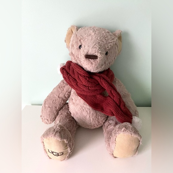 UGG Teddy Bear - Picture 2 of 4